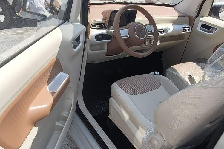 Used Wuling Hongguang MINIEV 2024 3rd Generation 215km Youth Edition