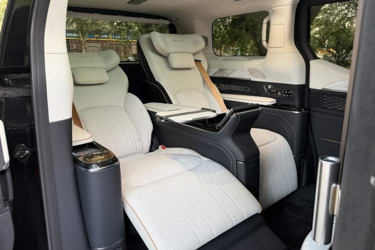 Used Zeekr 009 2024 GAC Trumpchi