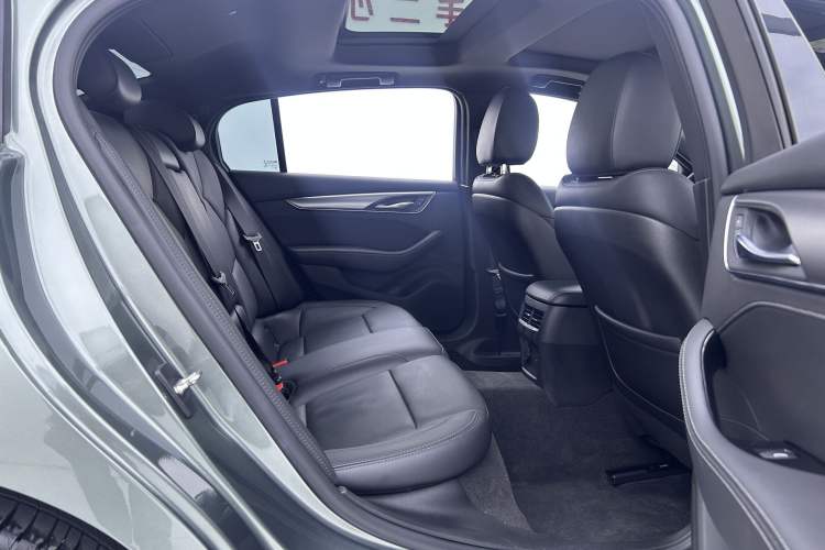 Used Cadillac CT5 2022 28T Luxury Version (Standard Edition) Interior 4