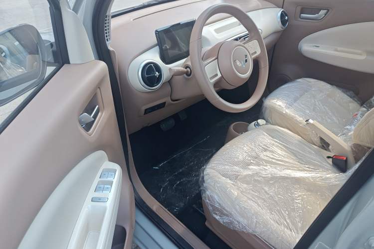 Used Wuling Hongguang MINIEV 2025 Four-Door Version Advanced Edition