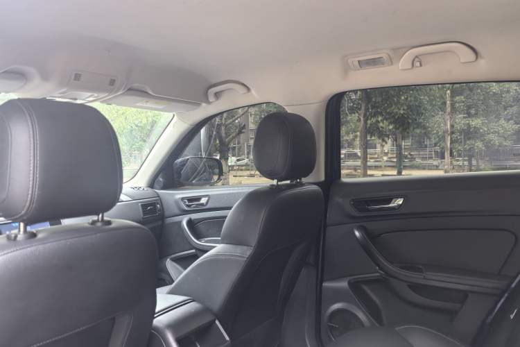 Used Qoros 5 2018 Revised Version 1.6T Automatic Leading Edition
