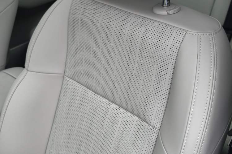 Used Leapmotor B10 2025 510 Joyful Edition
