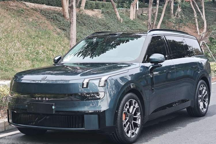 Used Lynk & Co 900 2025 2.0T Ultra