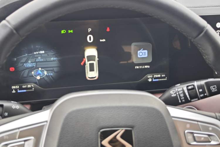 Used SOL X8 PLUS 2023 1.5 TGDI DCT Smart Edition 7-Seater