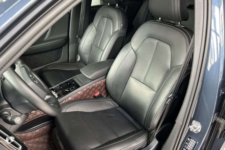 Used Volvo XC40 2021 T4 Four-Wheel Drive Smart Luxury Edition Left Front Seat