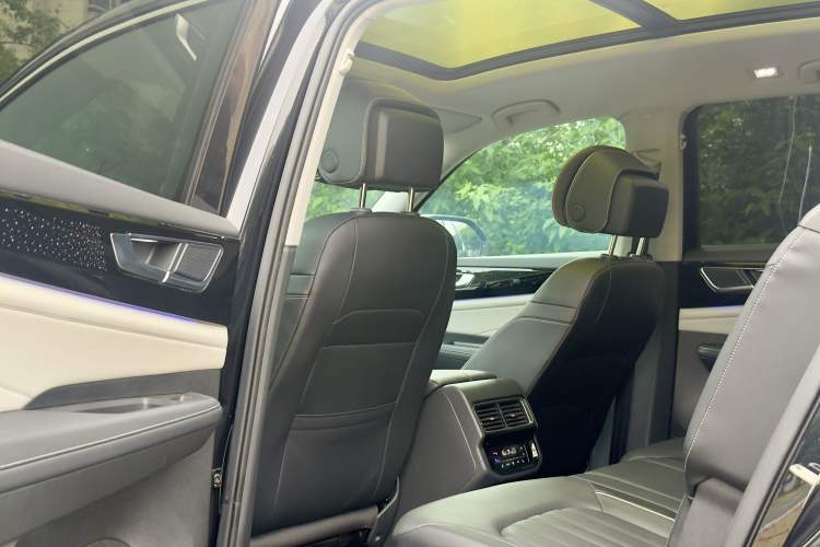 Used Volkswagen Teramont 2023 380TSI Four-Wheel Drive Prestige Luxury Edition Interior 4