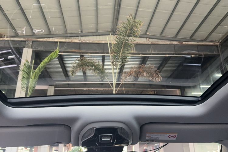 Used Ford Equator 2023 EcoBoost 225 Premier 7-Seater (2/2/3) Interior 2