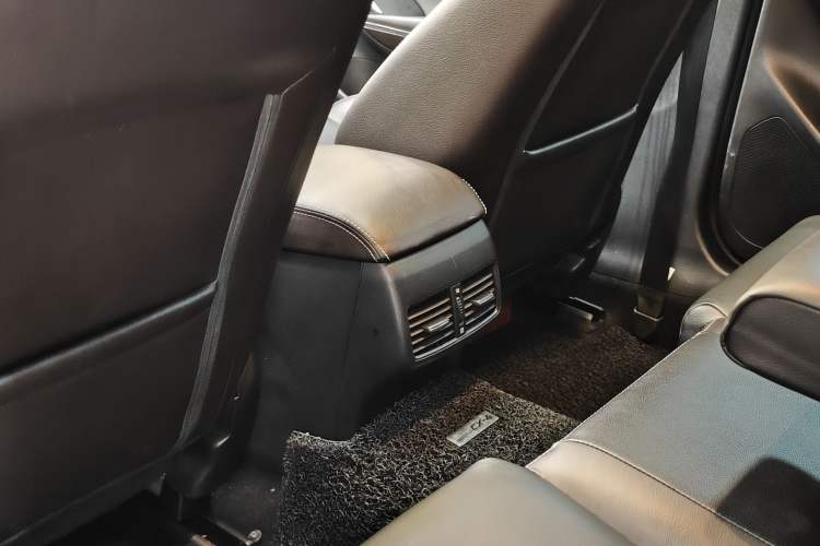 Used Mazda CX-4 2016 2.5L Automatic 4x4 Sky Blue Passion Edition
