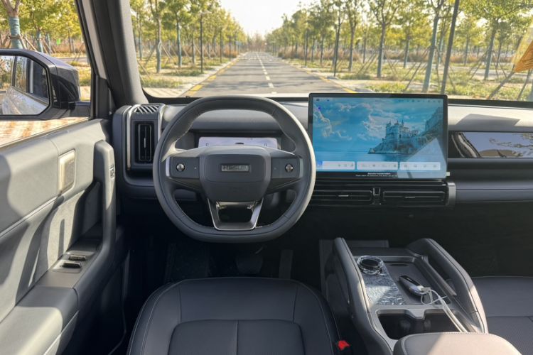 Used iCAR 03T 2024 501km Four-wheel Drive Long-Range Version
