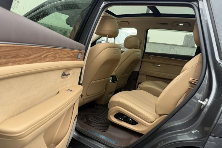 Used Hima AITO M7 2024 1.5T Intelligent Driving Rear-Drive Max Edition 6 Seats Interior 8