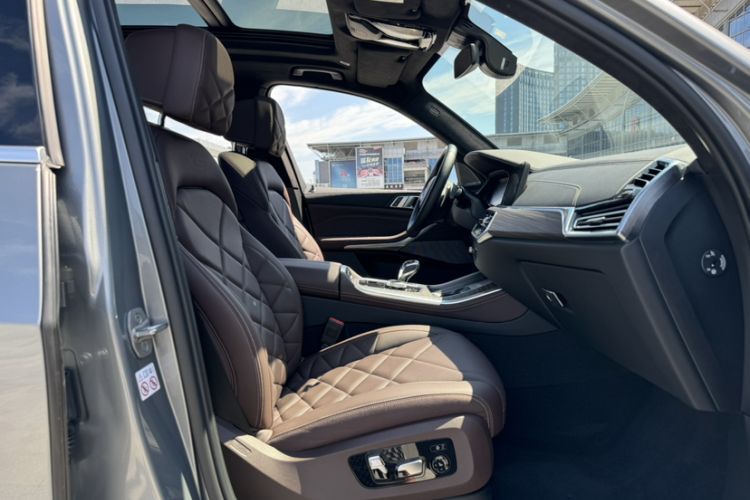 Used BMW X5 2022 Restyled xDrive 40Li M Sport Package
