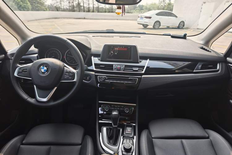 Used BMW 2 Series Active Tourer 2016 218i Sports Design Package Interior 6