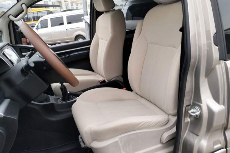 Used FORTHING Lingzhi 2021 M5L 2.0L Utility Model