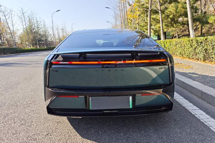 Used XPeng P7 2025 Model—702 Long Range Ultra