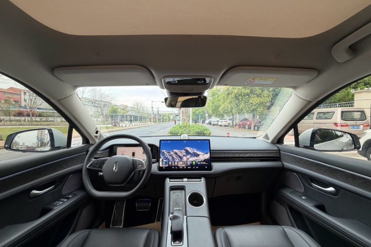 Used Hima AITO M5 2022 Extended-Range Four-Wheel Drive Performance Version
