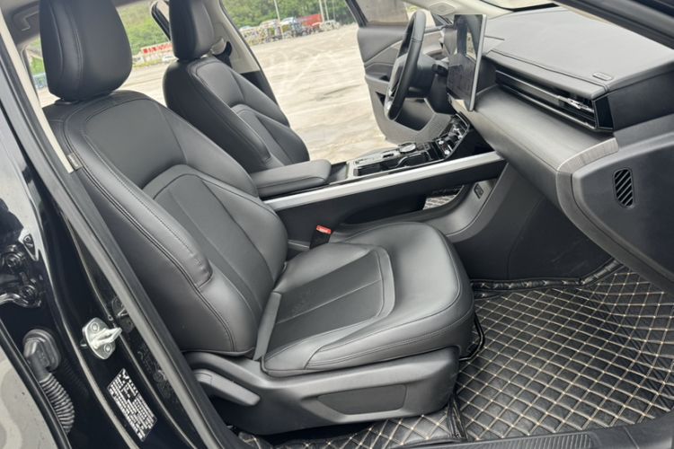 Used Wuling Xingguang 2023 150 Advanced Edition Right Front Seat