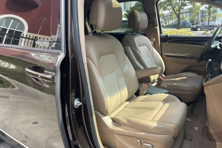 Used Buick GL8 2020 ES Land Cruiser 653T Flagship Model