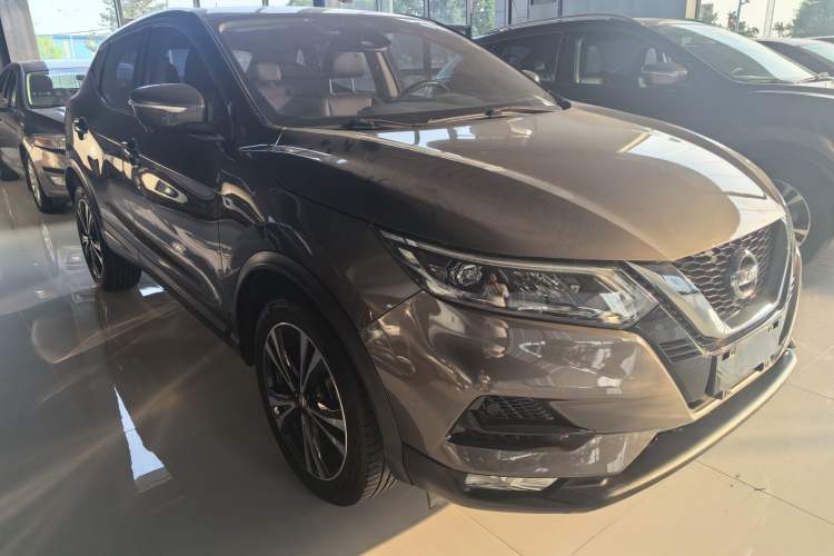 Used Nissan Qashqai 2019 2.0L CVT Luxury Edition Exterior 5
