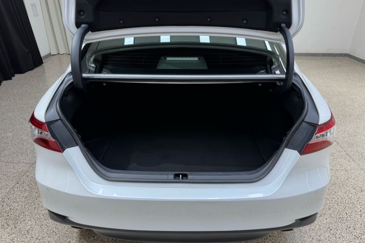 Used Toyota Camry 2021 2.0G Luxury Edition