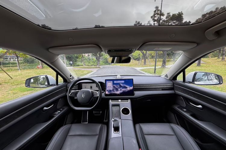 Used Hima AITO M5 2022 Range-Extended Rear-Drive Standard Version Interior 2