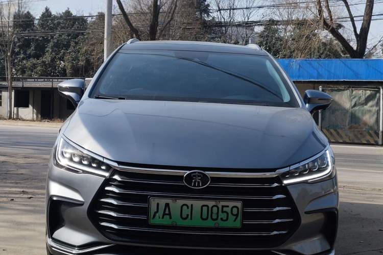 Used BYD Song MAX New Energy 2022 DM-i 105KM Flagship Model