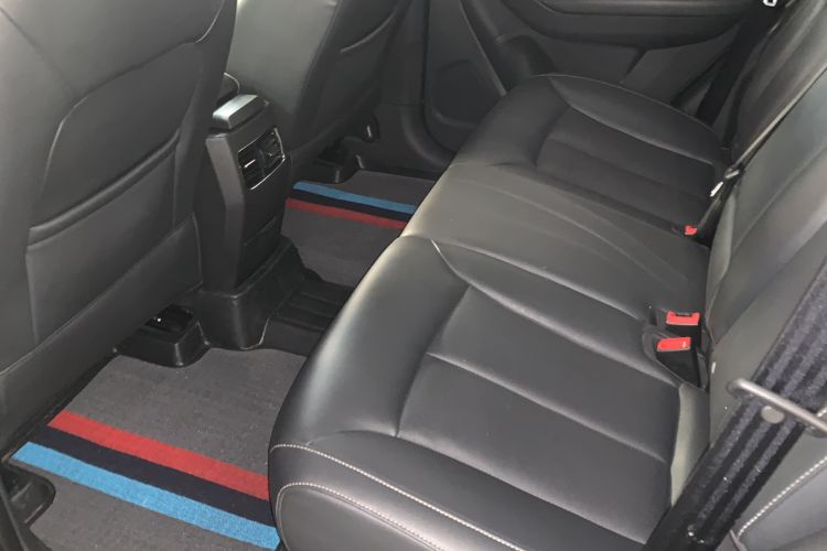 Used Roewe RX5 2019 20T Two-Wheel Drive Automatic 4G Connected Platinum Edition
