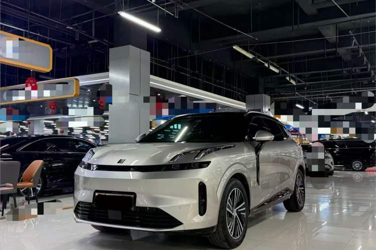 Used Lynk & Co 08 EM-P 2023 245km Ultra-Long Range Halo