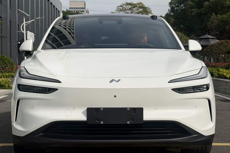 Used ONVO L60 2024 60 kWh Rear-Drive Version