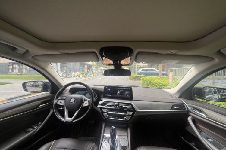 Used BMW 5 Series New Energy 2022 535Le Luxury Package Headliner