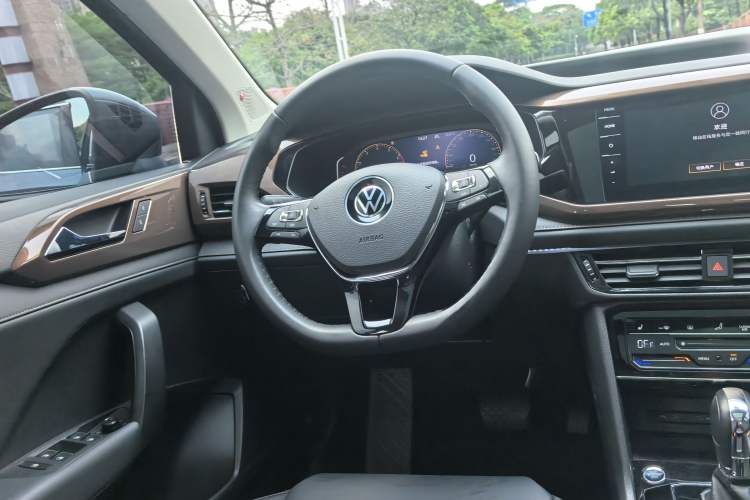Used Volkswagen Tharu 2021 330TSI Four-Wheel Drive Flagship Edition Interior 2