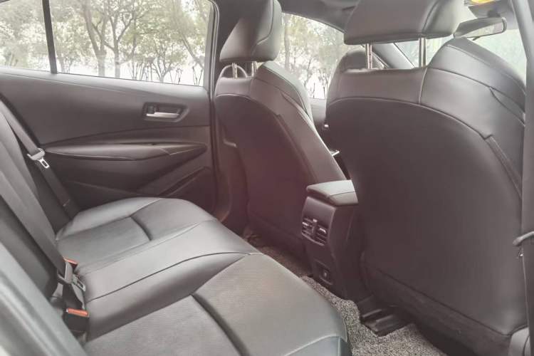 Used Toyota Levin 2021 185T CVT Luxury Edition
