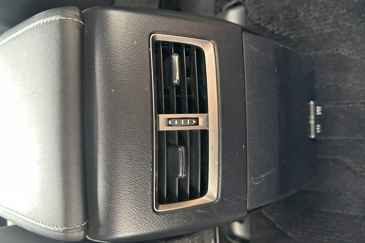 Used Lexus RX 2020 Revised Version 300 Two-Wheel Drive Elite Edition Interior 4