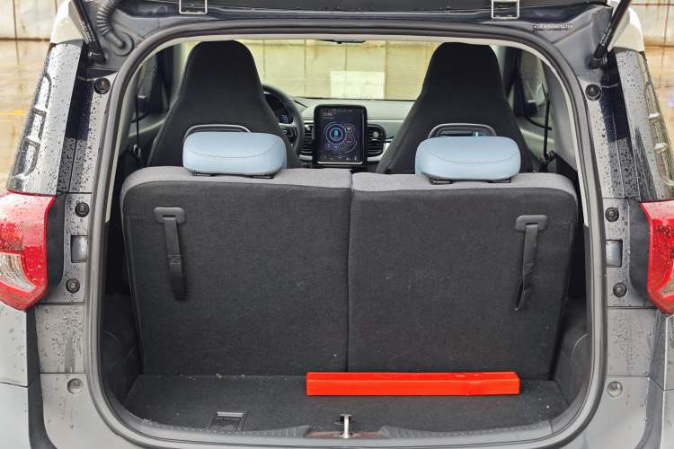 Used Chery New Energy Little Ant 2022 Revised Version Sweet Pink Edition Half-Sugar Version Lithium Iron Phosphate 30.7 kWh 30 kW 301 km