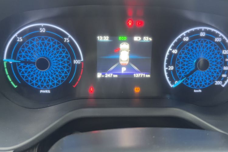 Used Hongqi E-QM5 2022 431 km Charge & Enjoy Edition Odometer Close Up