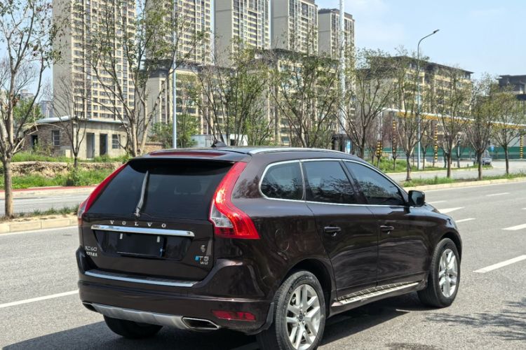 Used Volvo XC60 2017 T5 Smart Upgrade Edition