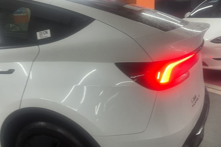 Used Tesla Model Y 2025 Rear-Wheel-Drive Version