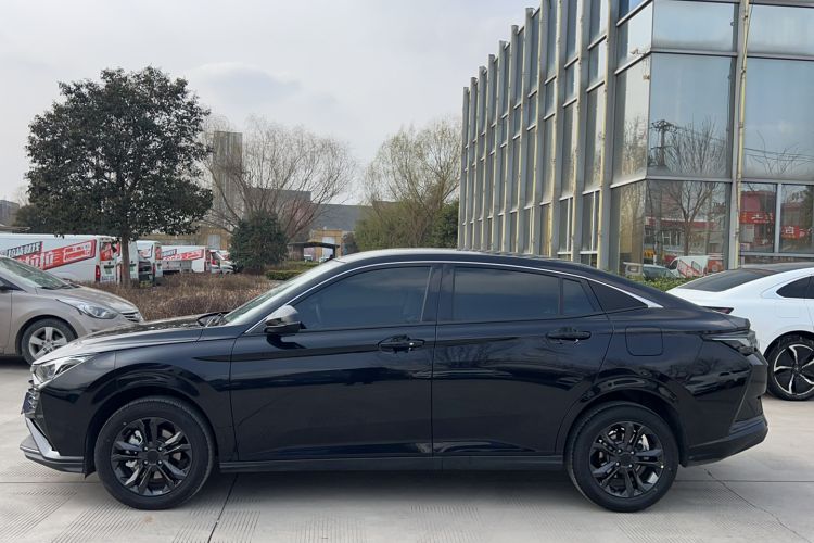 Used Dongfeng Aeolus Yixuan 2025 1.5L Automatic Luxury Version