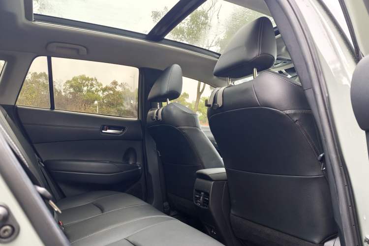 Used Toyota Corolla Cross 2022 2.0L Flagship Edition Headliner