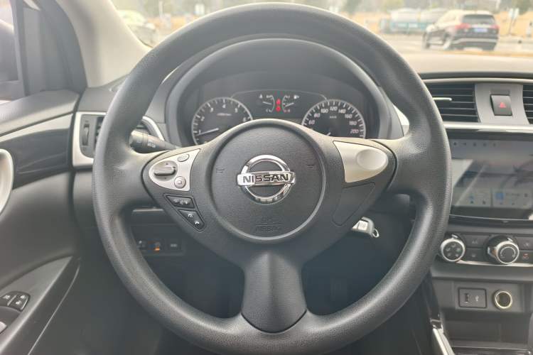 Used Nissan Sylphy 2021 Classic 1.6XL CVT Luxury Edition Interior 7