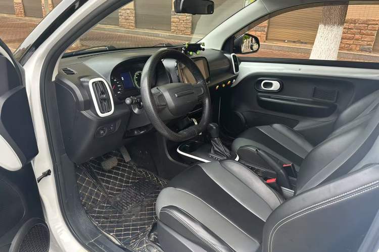 Used Roewe Clever 2022 311km QiQi BoBo Edition
