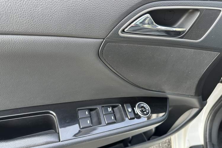 Used Hyundai Mistra 2014 1.8L Automatic Smart GLS
