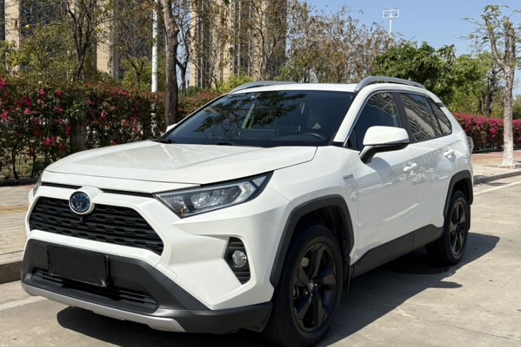 Used Toyota RAV4 2020 Dual-Engine 2.5L E-CVT 4x4 Elite PLUS Edition