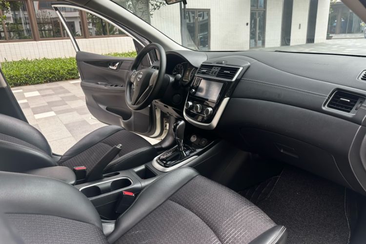 Used Nissan Tiida 2016 1.6L CVT Smart Drive Edition
