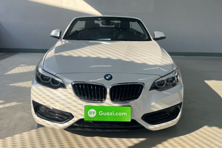 Used BMW 2 Series (Import) 2018 220i Convertible Coupe Sports Design Package
