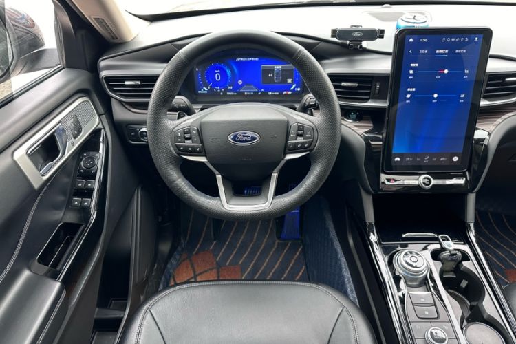 Used Ford Explorer 2020 EcoBoost 285 4x4 Titanium Edition 7-Seater