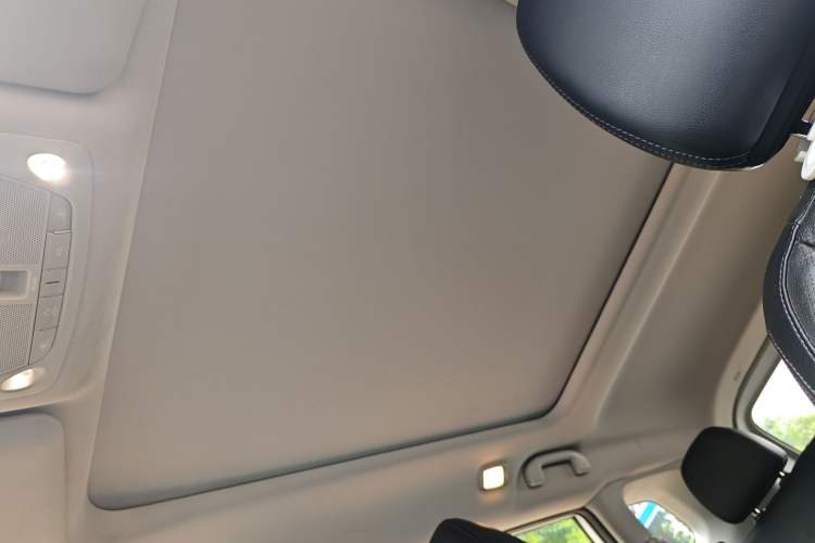 Used Nissan X-Trail 2020 2.5L XL ITS CVT 4WD Deluxe Navigation Edition Headliner