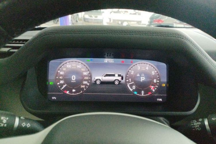 Used Land Rover Defender 
