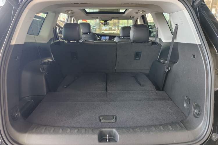 Used Buick Enclave 2020 28T Two-Wheel Drive Luxury Version Interior 10