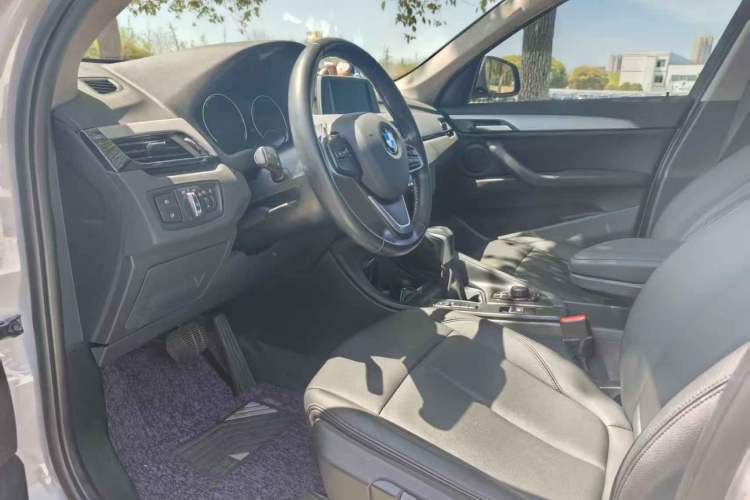 Used BMW X1 2019 sDrive18Li Fashion Model Interior 2