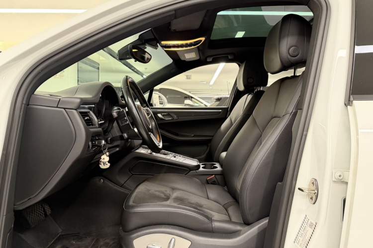 Used Porsche Macan 2016 Macan 2.0T
